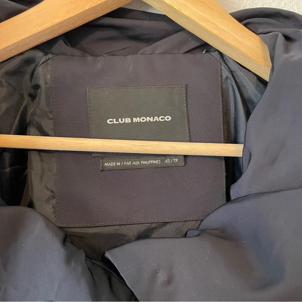 Club Monaco Cropped Puff Sleeve Nylon Cape Style Jacket